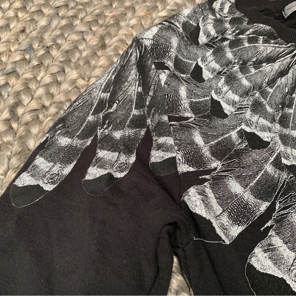 Million&Man Italian graphic sweatshirt feather tribal design black white - Picture 11 of 12